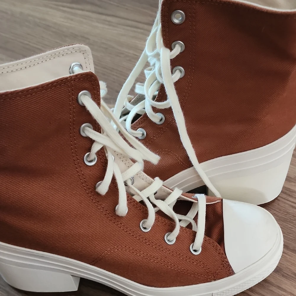 Converse Brown Heeled Boots with White Accents - Picture 4 of 13